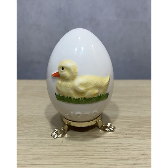 VTG Goebel W Germany First Edition Footed Porcelain Egg Baby Chick Easter 1978 - Picture 1 of 5
